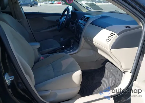 2011 Toyota Corolla Le z USA, uszkodzony, nr VIN 2T1BU4EE4BC717471